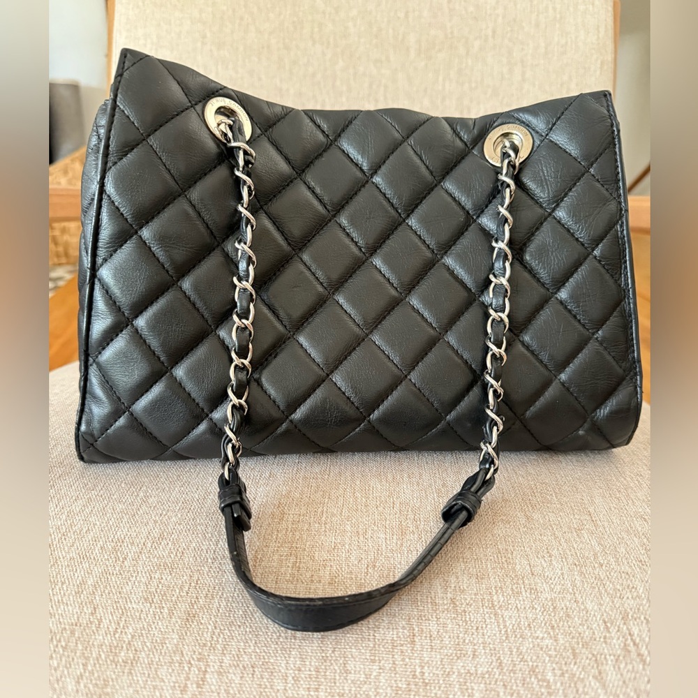 Chanel Classic Black Quilted Calfskin Shoulder Tote Bag - Picture 2 of 16
